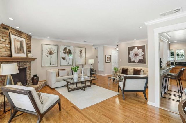 1701 S Springer Road, Mountain View, CA 94040