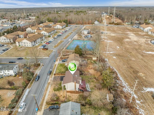 26 Citadel Drive, Jackson, NJ 08527