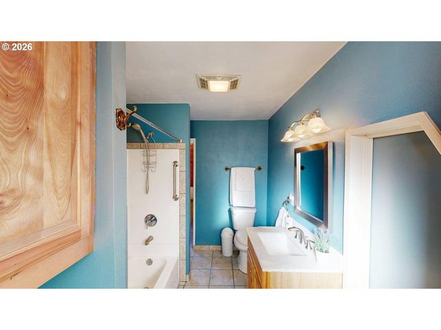 17717 RAINBOW ROCK Rd, Brookings, OR 97415