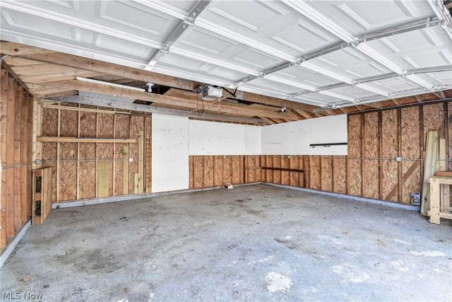 13509 Wainstead Avenue, Cleveland, OH 44111