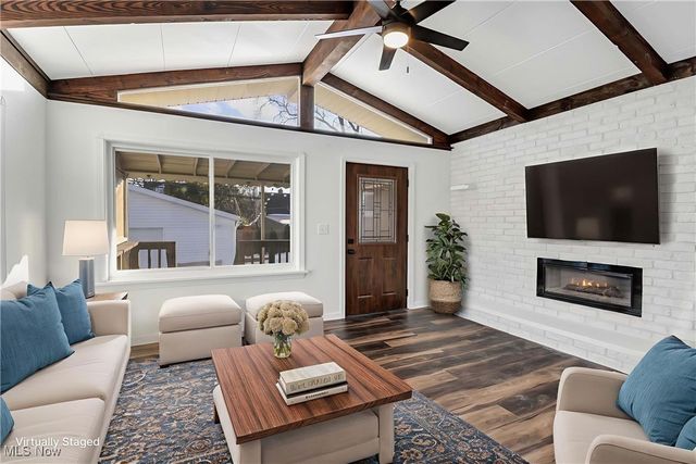 13509 Wainstead Avenue, Cleveland, OH 44111