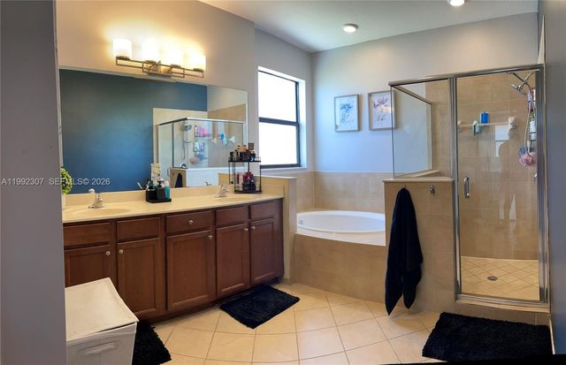 11557 SW 235th St, Homestead, FL 33032