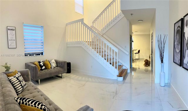 11557 SW 235th St, Homestead, FL 33032