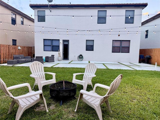 11557 SW 235th St, Homestead, FL 33032