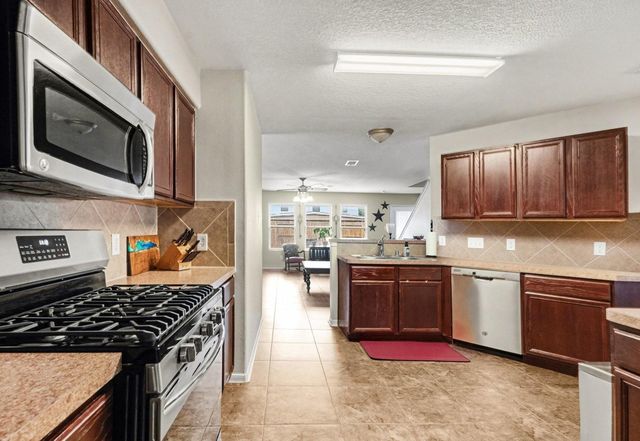 5615 Turmeric Drive, Baytown, TX 77521