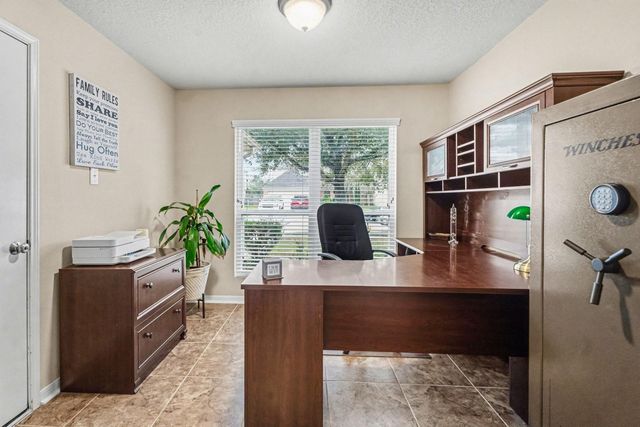 5615 Turmeric Drive, Baytown, TX 77521