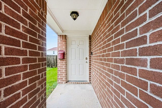 5615 Turmeric Drive, Baytown, TX 77521