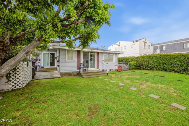 536 E Elk Avenue, Glendale, CA 91205