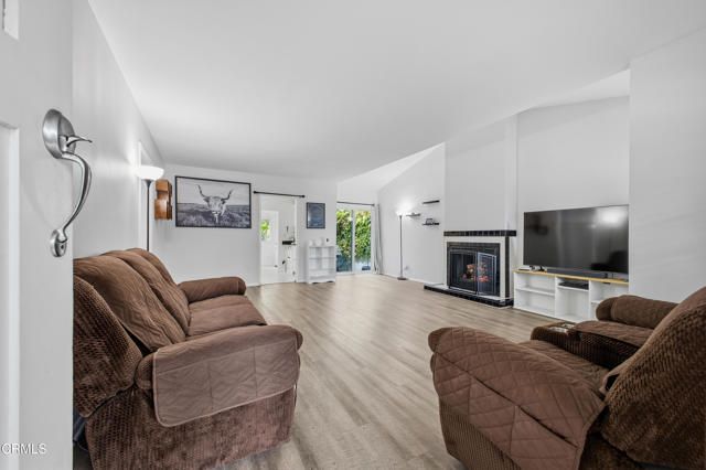 536 E Elk Avenue, Glendale, CA 91205