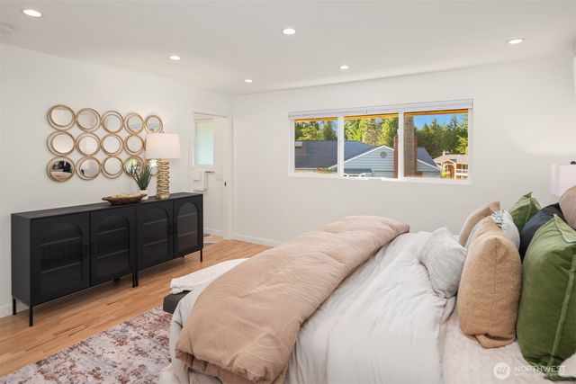12536 SE 15th Street, Bellevue, WA 98005