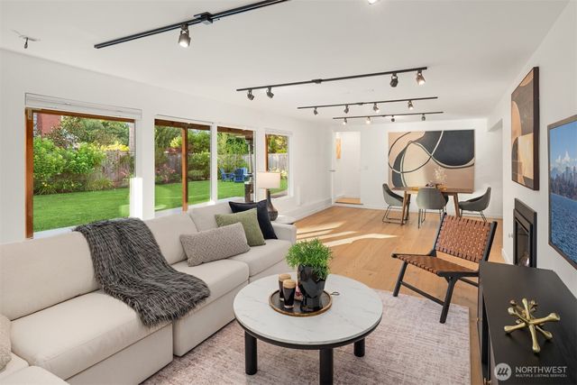 12536 SE 15th Street, Bellevue, WA 98005