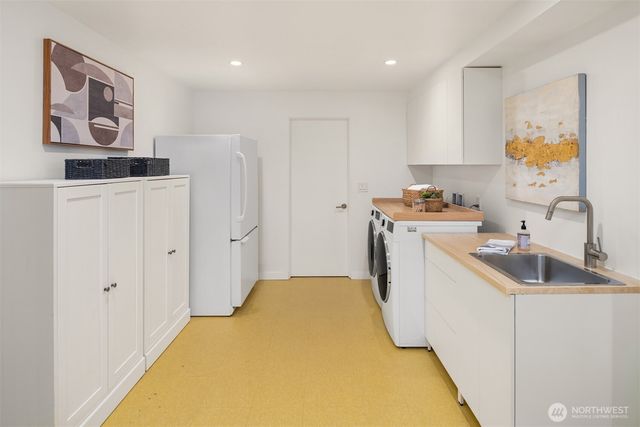 12536 SE 15th Street, Bellevue, WA 98005