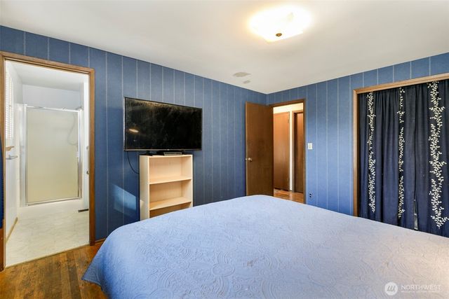 24007 44th Avenue W, Mountlake Terrace, WA 98043