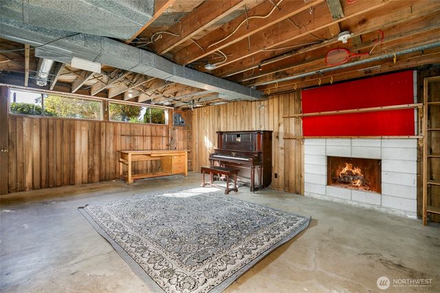 24007 44th Avenue W, Mountlake Terrace, WA 98043