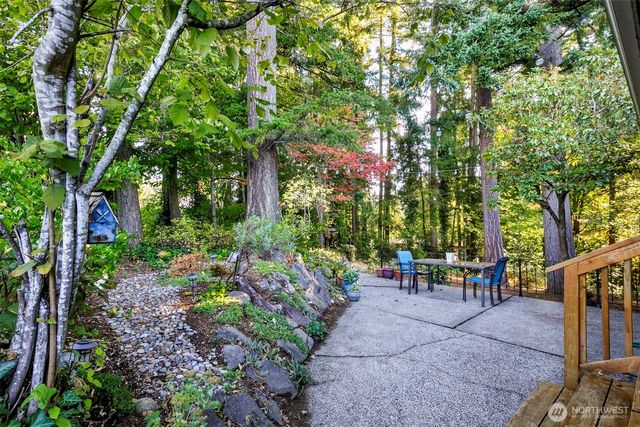 24007 44th Avenue W, Mountlake Terrace, WA 98043