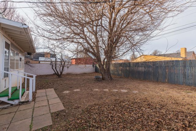 1709 N DUNCAN Street, Pampa, TX 79065