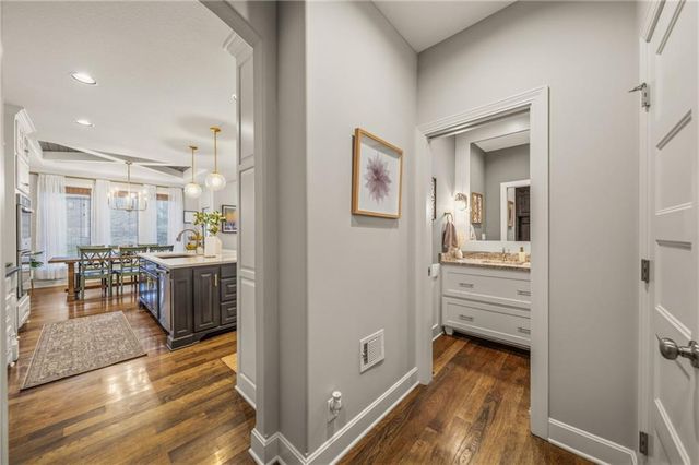 11607 W 158th Terrace, Overland Park, KS 66221