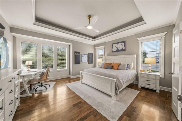 11607 W 158th Terrace, Overland Park, KS 66221