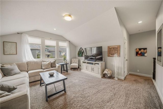 11607 W 158th Terrace, Overland Park, KS 66221