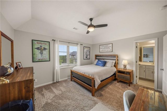 11607 W 158th Terrace, Overland Park, KS 66221