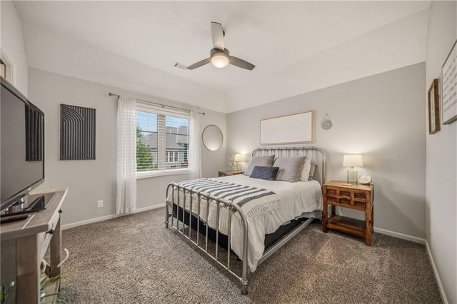 11607 W 158th Terrace, Overland Park, KS 66221