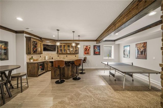 11607 W 158th Terrace, Overland Park, KS 66221