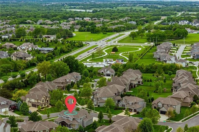 11607 W 158th Terrace, Overland Park, KS 66221