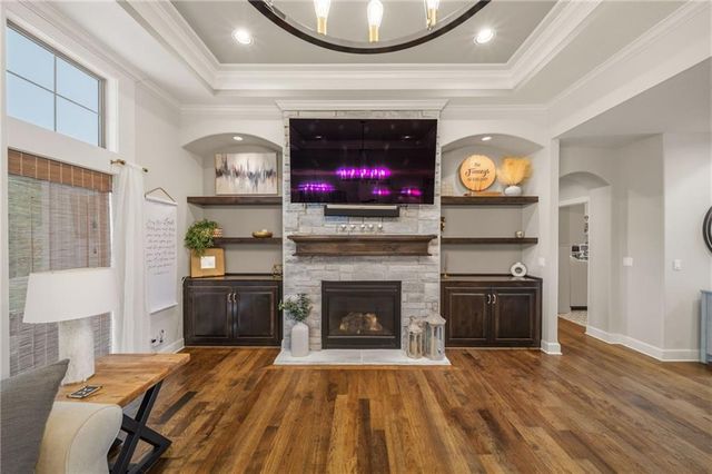 11607 W 158th Terrace, Overland Park, KS 66221