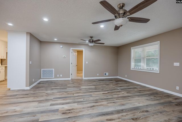 27 Westover Avenue, Lugoff, SC 29078
