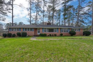 3989 W 72 Highway, Clinton, SC 29325