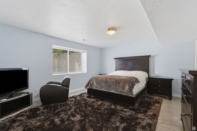 3439 E CANYON COVE DR, Holladay, UT 84121
