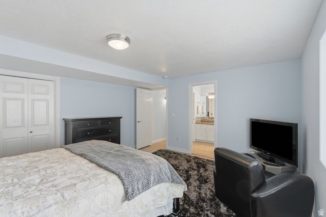 3439 E CANYON COVE DR, Holladay, UT 84121
