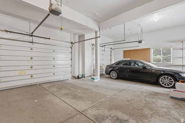 3439 E CANYON COVE DR, Holladay, UT 84121