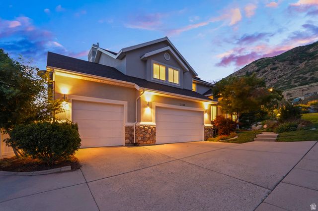 3439 E CANYON COVE DR, Holladay, UT 84121
