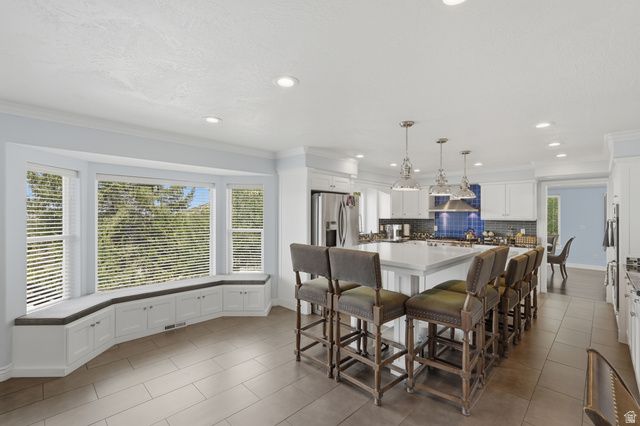 3439 E CANYON COVE DR, Holladay, UT 84121