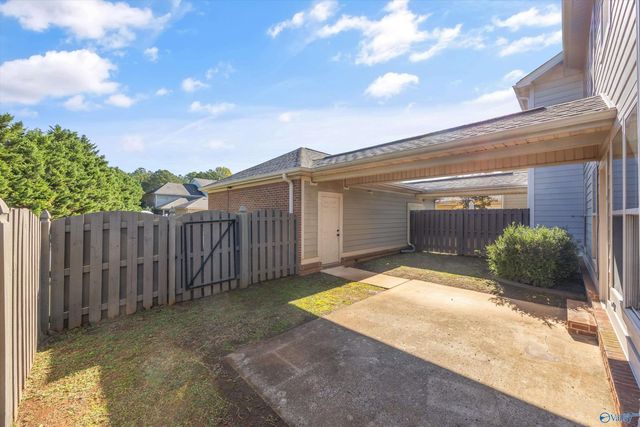 120 Park Square Lane, Madison, AL 35758