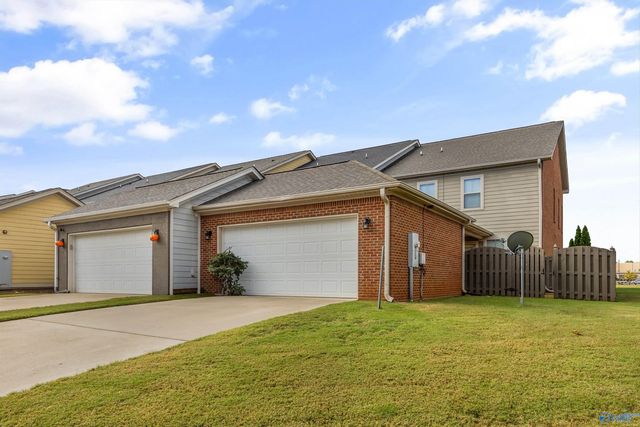 120 Park Square Lane, Madison, AL 35758