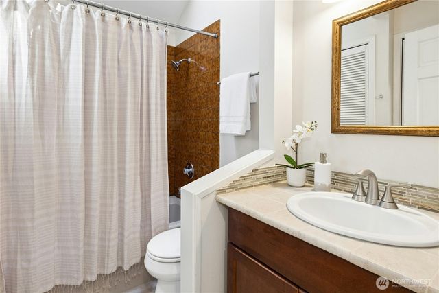 5100 Crystal Springs Drive NE, Bainbridge Island, WA 98110