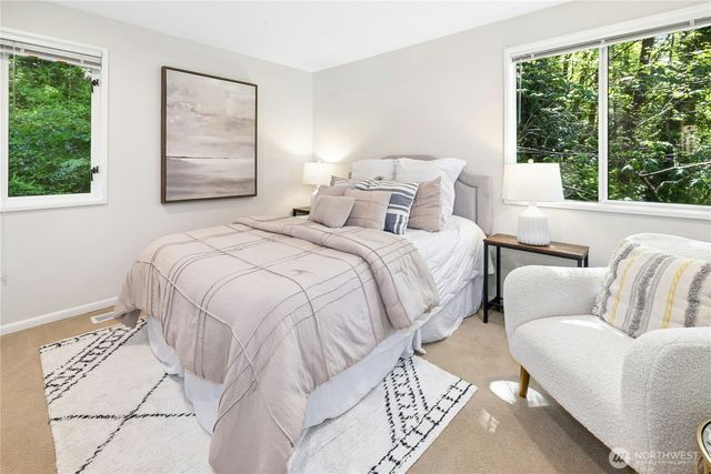 5100 Crystal Springs Drive NE, Bainbridge Island, WA 98110