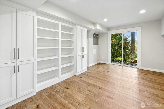 5100 Crystal Springs Drive NE, Bainbridge Island, WA 98110