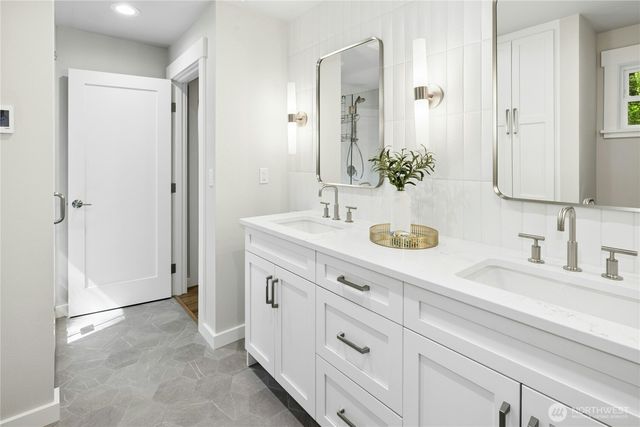 5100 Crystal Springs Drive NE, Bainbridge Island, WA 98110