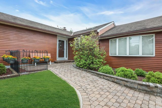 102 Bayview Avenue, East Islip, NY 11730