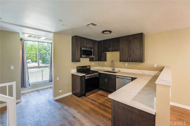 8837 Burnet Avenue, North Hills, CA 91343