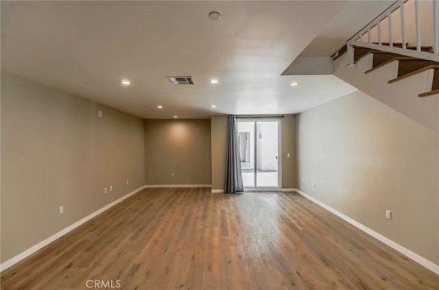8837 Burnet Avenue, North Hills, CA 91343