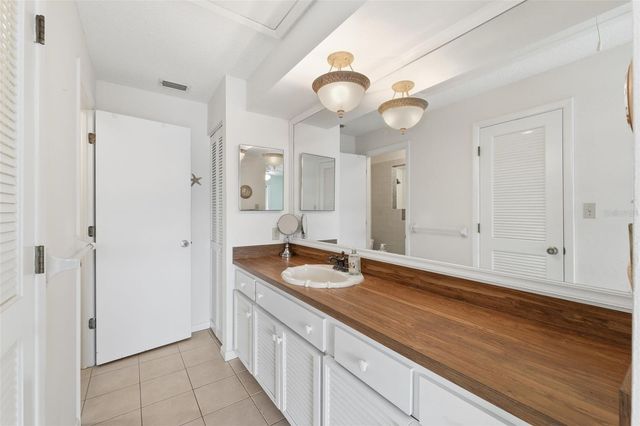 1804 RISING SUN DRIVE 1804, Holiday, FL 34690