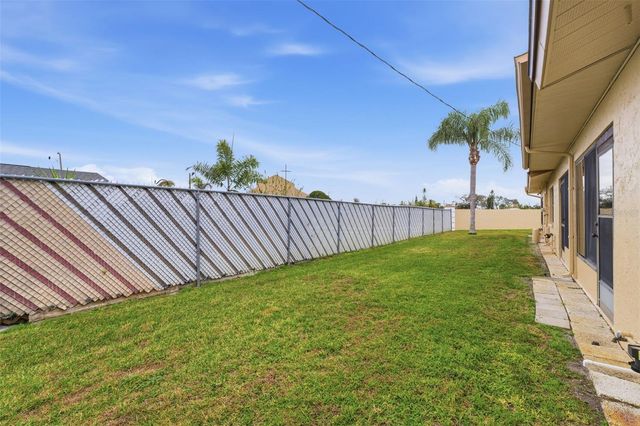 1804 RISING SUN DRIVE 1804, Holiday, FL 34690