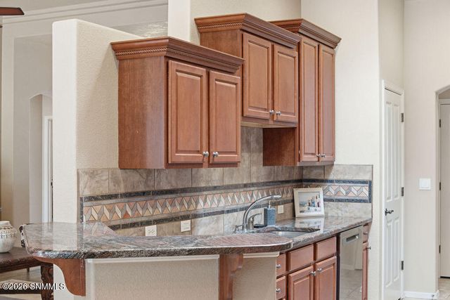 2462 Conchas Lane, Las Cruces, NM 88011