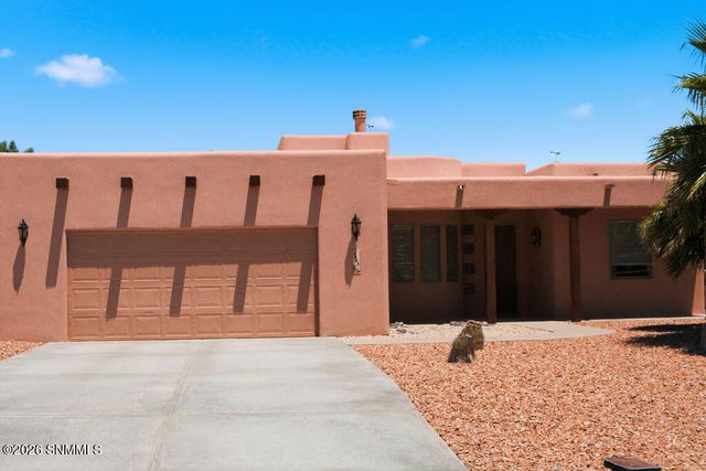 2462 Conchas Lane, Las Cruces, NM 88011