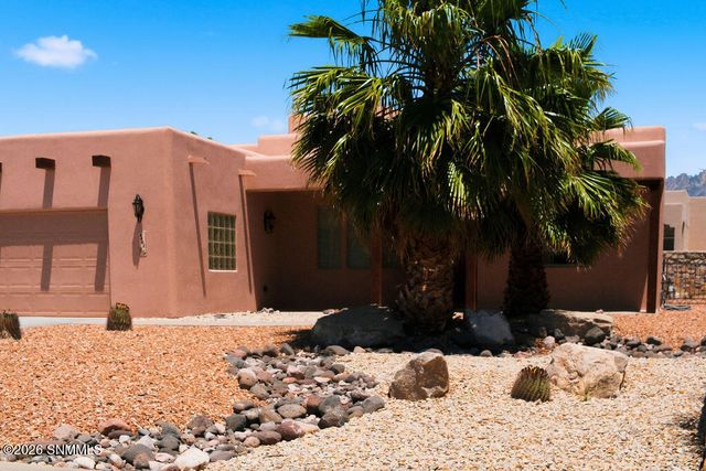2462 Conchas Lane, Las Cruces, NM 88011