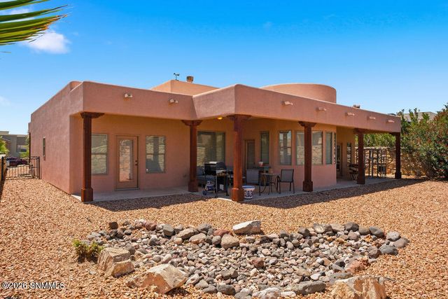 2462 Conchas Lane, Las Cruces, NM 88011